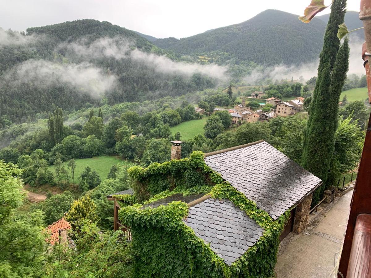 Casa Rural Pirineu Neva Villa Exterior photo